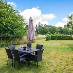 2 Bedroom Stunning In 伦讷
