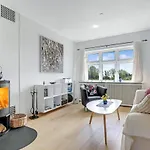 Semesterbostad 2 Bedroom Stunning In Rønne