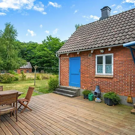 Holiday home Lovely In With Wifi