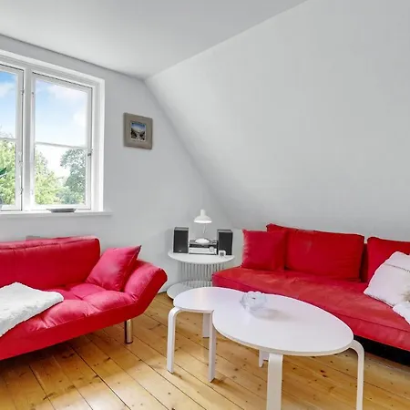 2 Bedroom Stunning In * Rønne