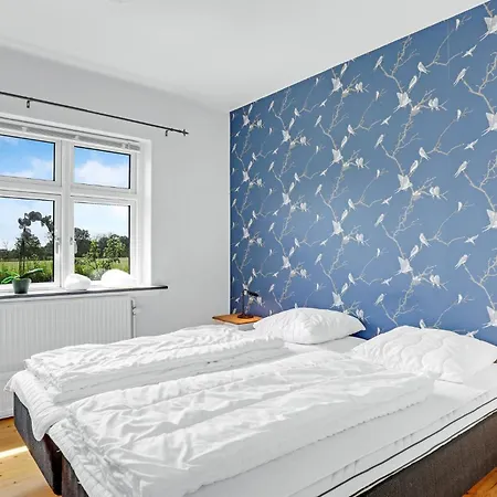 2 Bedroom Stunning In